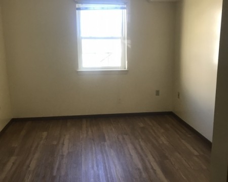 Colonial-Terrace-Bedroom