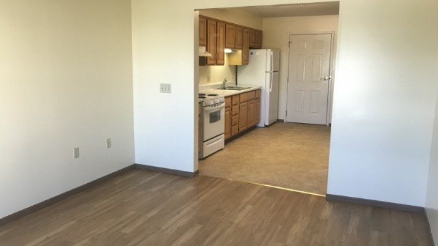 Colonial-Terrace-Living-Kitchen