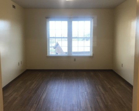 Colonial-Terrace-Living-Room