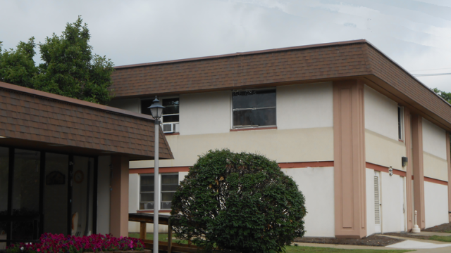 McCallum Manor