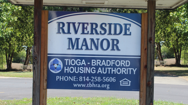 Riverside Manor